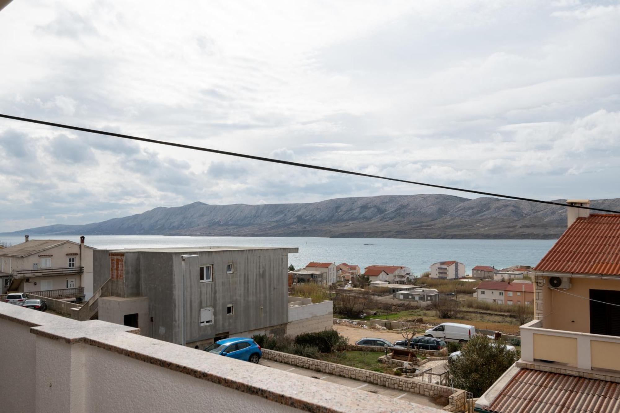 Apartments And Rooms With Parking Space Zubovici, Pag - 16063 Eksteriør bilde